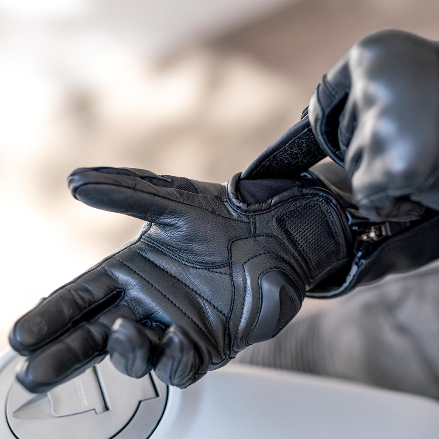 SHIMA MONACO 2.0 Leather Motorcycle Ladies Suit - Black Women Leather Jacket Pants Gloves with Protectors - Image 5