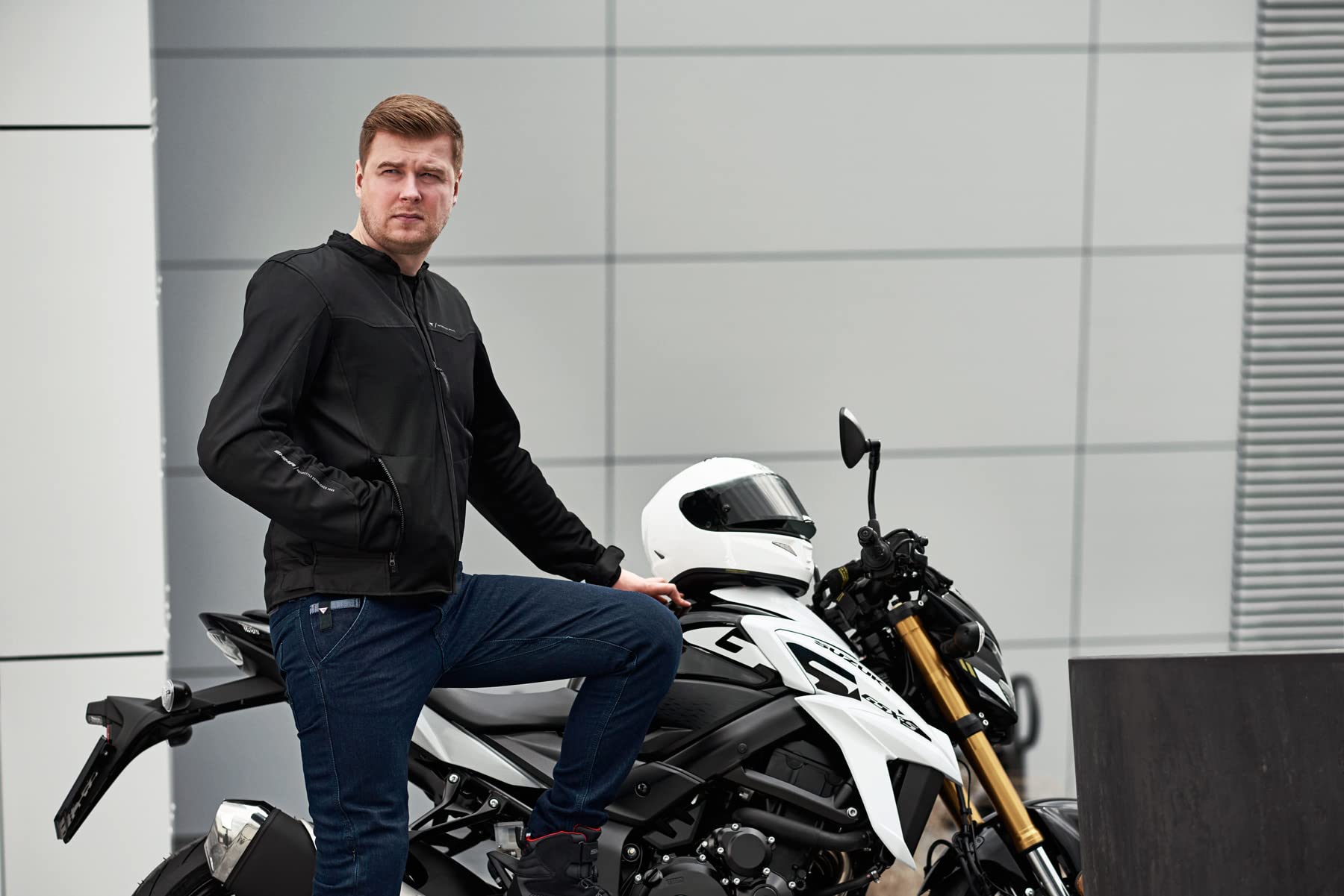 SHIMA OPENAIR Motorbike Jacket for Men - Lightweight Breathable Summer Mesh Mens City Biker Jacket - Image 8